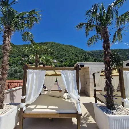 Eden Apartments Tivat Exterior photo